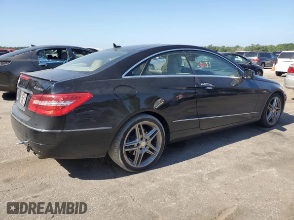 2013 Mercedes-Benz E-Class E 350 with VIN WDDKJ8JB4DF190513, listed as a Copart auction lot 60291464 with 111,245 mi miles and Clean Title. Bid and sale history available at carsss.com. Image 3.