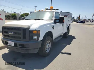 2009 Ford F-350 with VIN 1FDSF35Y09EA28559, listed as a Copart auction lot 59176095 with 235,792 mi miles and Clean title. Bid and sale history available at DreamBid. Image 2.