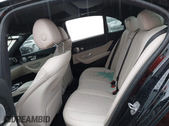 2018 Mercedes-Benz E with VIN WDDZF4KB5JA352116, listed as a IAAI auction lot 41863109 with 71,039 mi miles. Bid and sale history available at carsss.com. Image 8.