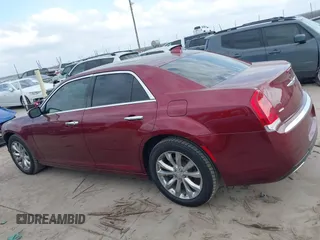 2019 Chrysler 300 Limited with VIN 2C3CCAKG4KH586497, listed as a IAAI auction lot 41511850 with 55,479 mi miles. Bid and sale history available at carsss.com. Image 15.