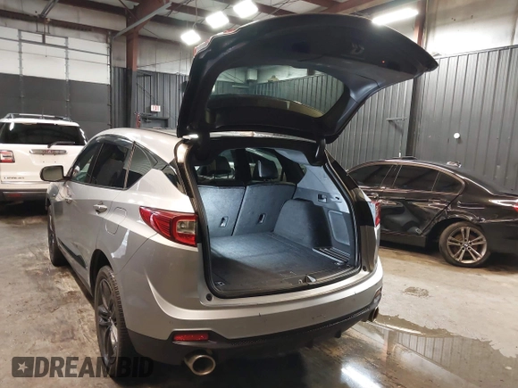 2019 Acura RDX w/A-Spec Pkg with VIN 5J8TC2H62KL025641, listed as a IAAI auction lot 41807220 with 33,434 mi miles. Bid and sale history available at carsss.com. Image 3.