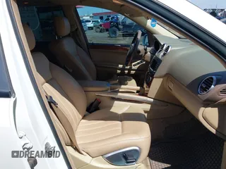 2008 Mercedes-Benz M 350 z VIN 4JGBB86E78A385921, wystawiony jako IAAI lot #42387342 z przebiegiem 247 409 mil mil oraz . Historia ofert i sprzedaży dostępna na DreamBid. Obrazek 5.