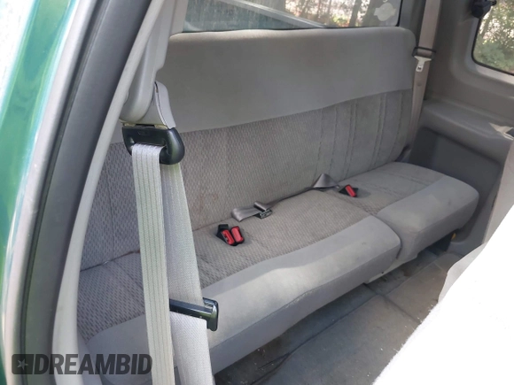 1998 Ford F-150 XL with VIN 1FTRX17L2WNA14048, listed as a IAAI auction lot 42647951 with 217,874 mi miles and . Bid and sale history available at DreamBid. Image 8.