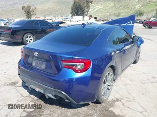 2018 Toyota 86 with VIN JF1ZNAA12J8700620, listed as a IAAI auction lot 41848941 with 127,396 mi miles. Bid and sale history available at carsss.com. Image 4.