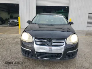 2009 Volkswagen Jetta SE with VIN 3VWRM71K29M024098, listed as a Copart auction lot 64579435 with 161,936 mi miles and Non repairable. Bid and sale history available at DreamBid. Image 5.
