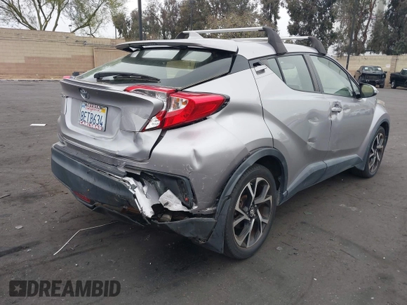 2018 Toyota C-HR XLE with VIN JTNKHMBX5J1011568, listed as a IAAI auction lot 42043867 with 30,699 mi miles. Bid and sale history available at carsss.com. Image 12.