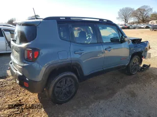 2018 Jeep Renegade Trailhawk with VIN ZACCJBCB1JPH97521, listed as a Copart auction lot 48514775 with 68,612 mi miles and Salvage Title. Bid and sale history available at carsss.com. Image 3.