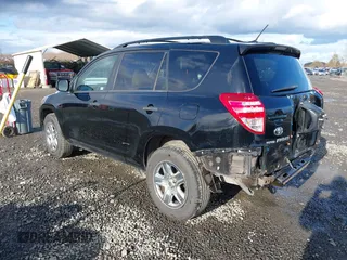 2009 Toyota RAV4 with VIN JTMBF33V49D017521, listed as a IAAI auction lot 41518082 with 193,428 mi miles. Bid and sale history available at carsss.com. Image 3.
