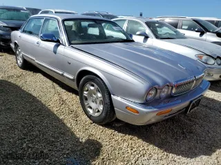 2002 Jaguar XJ VDP with VIN SAJDA24C72LF40496, listed as a Copart auction lot 74000094 with 0 mi miles and Non Repairable. Bid and sale history available at carsss.com. Image 4.