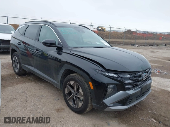2025 Hyundai Tucson SEL with VIN 5NMJB3DE5SH502169, listed as a IAAI auction lot 41711984 with 2,486 mi miles. Bid and sale history available at carsss.com. Image 1.