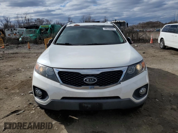 2012 Kia Sorento EX with VIN 5XYKUDA6XCG278104, listed as a Copart auction lot 49530895 with 211,967 mi miles and Clean Title. Bid and sale history available at carsss.com. Image 5.