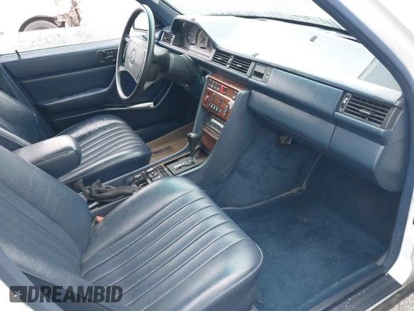 1987 Mercedes-Benz 300 with VIN WDBEB93D4HF025493, listed as a IAAI auction lot 41849239 with 343,514 mi miles and . Bid and sale history available at DreamBid. Image 5.