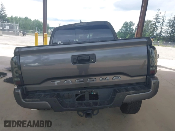 2019 Toyota Tacoma SR z VIN 3TMCZ5AN1KM257081, wystawiony jako IAAI lot #42211385 z przebiegiem 60 229 mil mil oraz . Historia ofert i sprzedaży dostępna na DreamBid. Obrazek 17.