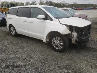 2017 Kia Sedona LX with VIN KNDMB5C18H6234439, listed as a Copart auction lot 51925765 with 132,949 mi miles and Salvage Title. Bid and sale history available at carsss.com. Image 4.