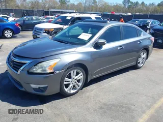 2015 Nissan Altima SL with VIN 1N4BL3AP8FC147080, listed as a IAAI auction lot 41816106 with 236,157 mi miles and . Bid and sale history available at carsss.com. Image 2.