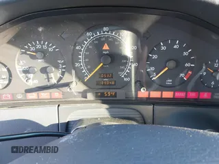 1996 Mercedes-Benz S 320 with VIN WDBGA32E9TA307279, listed as a IAAI auction lot 41631747 with 189,048 mi miles and . Bid and sale history available at DreamBid. Image 7.