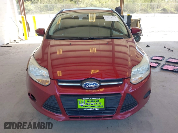 2014 Ford Focus SE with VIN 1FADP3K20EL325286, listed as a IAAI auction lot 42076013 with 119,271 mi miles. Bid and sale history available at carsss.com. Image 12.