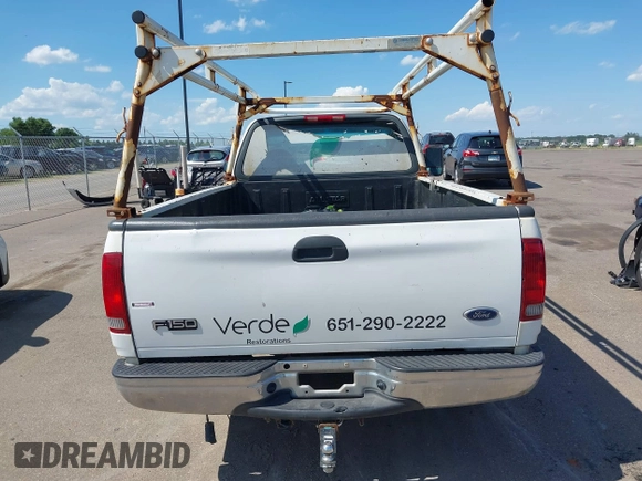 2003 Ford F-150 XL z VIN 2FTRF17WX3CA79406, wystawiony jako IAAI lot #42622453 z przebiegiem Nie podano mil oraz . Historia ofert i sprzedaży dostępna na DreamBid. Obrazek 15.