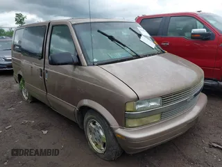 2004 Chevrolet Astro z VIN 1GNEL19X14B103027, wystawiony jako IAAI lot #42238802 z przebiegiem 155 347 mil mil oraz . Historia ofert i sprzedaży dostępna na DreamBid. Obrazek 1.