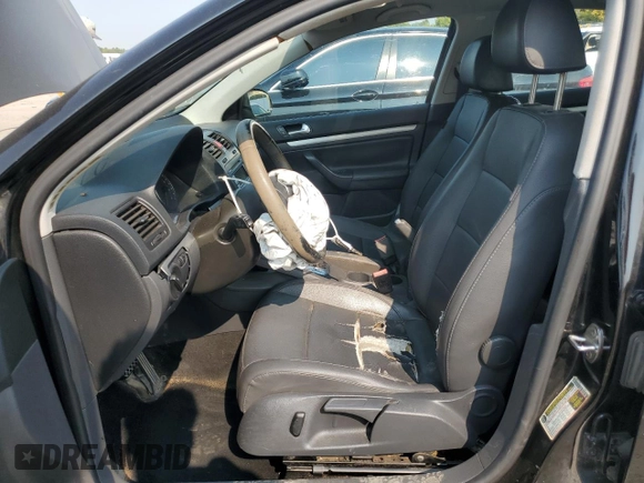 2008 Volkswagen Jetta Wolfsburg Edition with VIN 3VWRJ71K58M153556, listed as a Copart auction lot 71063924 with 197,518 mi miles and Salvage title. Bid and sale history available at DreamBid. Image 7.