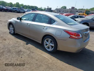 2013 Nissan Altima SL with VIN 1N4AL3APXDC210740, listed as a IAAI auction lot 42421943 with 67,378 mi miles and . Bid and sale history available at DreamBid. Image 3.
