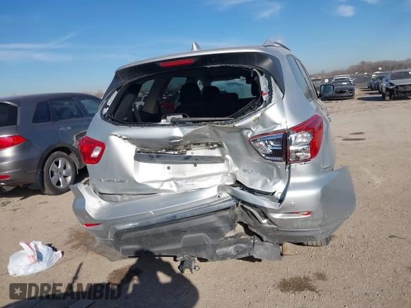 2019 Nissan Pathfinder S with VIN 5N1DR2MN7KC634430, listed as a IAAI auction lot 41289863 with 131,654 mi miles and . Bid and sale history available at DreamBid. Image 16.