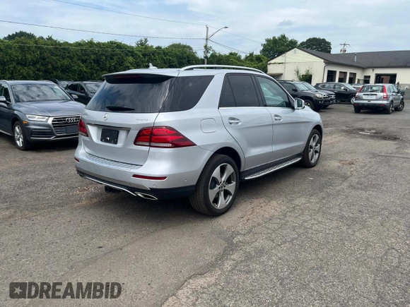 2019 Mercedes-Benz GLE 400 with VIN 4JGDA5GB2KB209598, listed as a Copart auction lot 63654815 with 91,075 mi miles and Clean title. Bid and sale history available at DreamBid. Image 3.