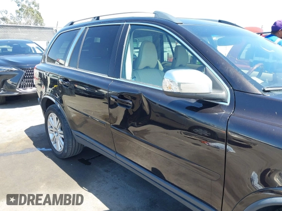 2010 Volvo XC90 с VIN YV4852CT2A1547995, выставлен на аукционе IAAI как лот 42530748 с пробегом 118 804 миль миль и . История ставок и продаж доступна на DreamBid. Изображение 6.