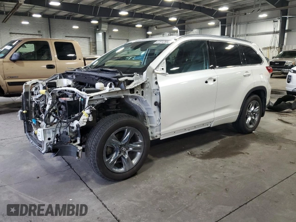 2018 Toyota Highlander Limited with VIN 5TDDZRFH1JS818134, listed as a Copart auction lot 61912885 with 69,183 mi miles and Salvage title. Bid and sale history available at DreamBid. Image 1.