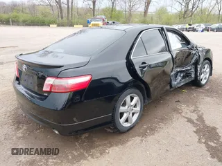 2008 Toyota Camry LE z VIN 4T1BE46K08U212553, wystawiony jako IAAI lot #42059593 z przebiegiem 475 590 mil mil oraz . Historia ofert i sprzedaży dostępna na DreamBid. Obrazek 4.