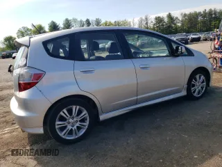 2011 Honda Fit Sport z VIN JHMGE8H67BC001041, wystawiony jako Copart lot #56109445 z przebiegiem 159 747 mil mil oraz Szkoda całkowita • Salvage title. Historia ofert i sprzedaży dostępna na DreamBid. Obrazek 3.