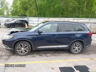 2016 Mitsubishi Outlander SE with VIN JA4AD3A37GZ037372, listed as a IAAI auction lot 42354232 with 188,977 mi miles and . Bid and sale history available at DreamBid. Image 15.