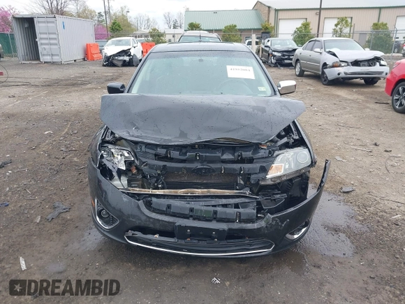2010 Ford Fusion Hybrid with VIN 3FADP0L38AR263525, listed as a IAAI auction lot 41952084 with 112,681 mi miles. Bid and sale history available at carsss.com. Image 12.