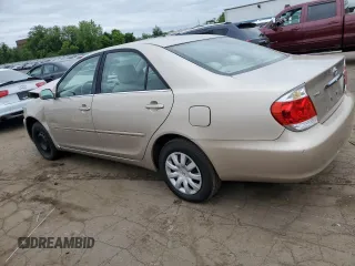 2005 Toyota Camry STD z VIN 4T1BE32K75U522999, wystawiony jako Copart lot #59615405 z przebiegiem Nie podano mil oraz Nie do naprawy • Non repairable. Historia ofert i sprzedaży dostępna na DreamBid. Obrazek 2.