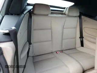 2011 BMW 1 Series 128i с VIN WBAUN1C58BVH82487, выставлен на аукционе Copart как лот 54295625 с пробегом 60 879 миль миль и Списание • Salvage title. История ставок и продаж доступна на DreamBid. Изображение 10.