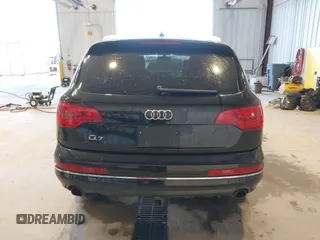 2013 Audi Q7 3.0T Premium Plus with VIN WA1LGAFE8DD003853, listed as a IAAI auction lot 40675011 with 104,517 mi miles. Bid and sale history available at carsss.com. Image 17.