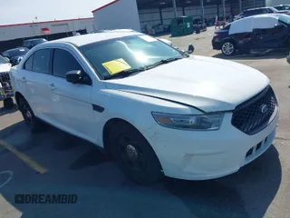 2013 Ford Sedan Police Interceptor with VIN 1FAHP2M84DG160041, listed as a IAAI auction lot 41922831 with 182,343 mi miles. Bid and sale history available at carsss.com. Image 1.