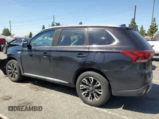 2018 Mitsubishi Outlander SEL с VIN JA4J24A50JZ055328, выставлен на аукционе Copart как лот 52754015 с пробегом 146 524 миль миль и Списание • Salvage title. История ставок и продаж доступна на DreamBid. Изображение 2.