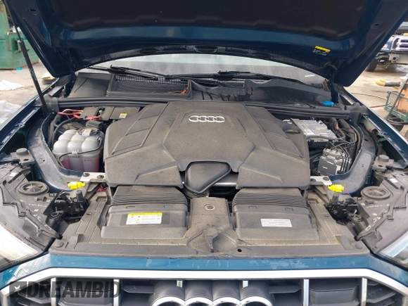 2022 Audi Q7 Premium Plus with VIN WA1LXBF70ND019179, listed as a IAAI auction lot 41825747 with 29,097 mi miles and . Bid and sale history available at DreamBid. Image 10.