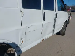 2016 Chevrolet Express Cargo with VIN 1GCWGAFF7G1280009, listed as a IAAI auction lot 41908291 with 148,798 mi miles and . Bid and sale history available at DreamBid. Image 6.