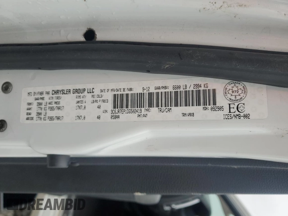 2013 Ram 1500 SLT z VIN 3C6JR7EP1DG502419, wystawiony jako Copart lot #84697284 z przebiegiem Nie podano mil oraz Czysty tytuł • Clean title. Historia ofert i sprzedaży dostępna na DreamBid. Obrazek 12.