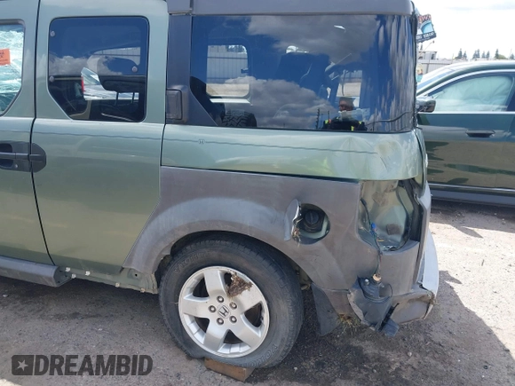 2005 Honda Element EX with VIN 5J6YH28605L024332, listed as a IAAI auction lot 41939498 with Not Provided miles and . Bid and sale history available at DreamBid. Image 15.