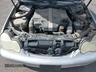 2003 Mercedes-Benz C 320 с VIN WDBRF64J03F376239, выставлен на аукционе IAAI как лот 41571617 с пробегом 138 303 миль миль и . История ставок и продаж доступна на DreamBid. Изображение 10.