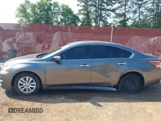 2015 Nissan Altima SV with VIN 1N4AL3AP7FC254990, listed as a IAAI auction lot 42031556 with 132,117 mi miles and . Bid and sale history available at DreamBid. Image 6.
