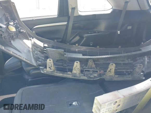 2018 Toyota Highlander SE with VIN 5TDJZRFH1JS895847, listed as a IAAI auction lot 42667973 with 93,876 mi miles and . Bid and sale history available at DreamBid. Image 12.