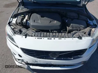 2017 Volvo S60 Dynamic with VIN YV126MFL0H2433845, listed as a IAAI auction lot 41522216 with 76,166 mi miles. Bid and sale history available at carsss.com. Image 10.