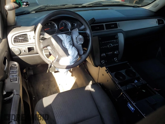 2014 Chevrolet Tahoe Commercial with VIN 1GNLC2E04ER180411, listed as a Copart auction lot 54130685 with 78,055 mi miles and Salvage title. Bid and sale history available at DreamBid. Image 8.
