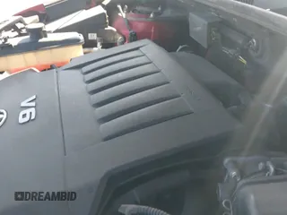 2007 Toyota RAV4 Sport с VIN JTMZK32V176004092, выставлен на аукционе IAAI как лот 42409649 с пробегом 158 171 миль миль и . История ставок и продаж доступна на DreamBid. Изображение 21.
