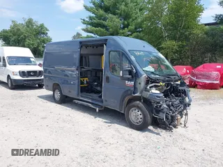 2020 Ram ProMaster Cargo with VIN 3C6URVJG2LE136505, listed as a IAAI auction lot 39724351 with 36,596 mi miles. Bid and sale history available at carsss.com. Image 1.