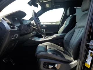 2021 BMW X5 sDrive40i with VIN 5UXCR4C00M9F54602, listed as a Copart auction lot 62417255 with 42,110 mi miles and Salvage title. Bid and sale history available at DreamBid. Image 7.